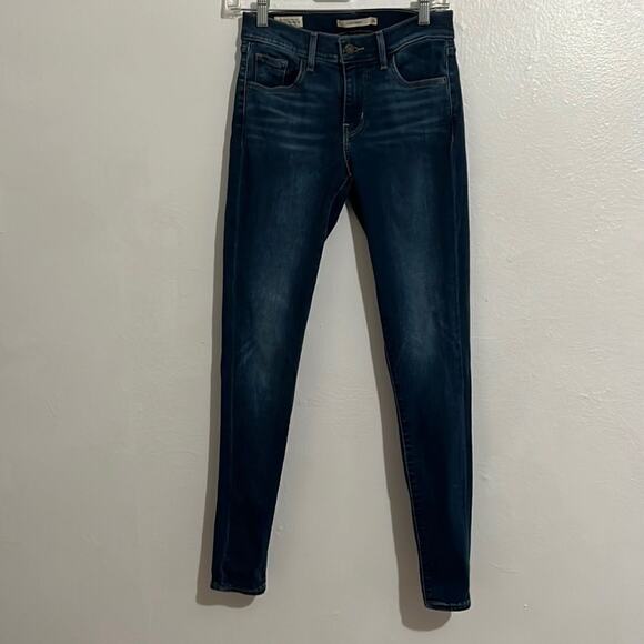 Levi’s Premium Curvy Skinny Mid Rise Jeans Size 26 - Picture 1 of 10